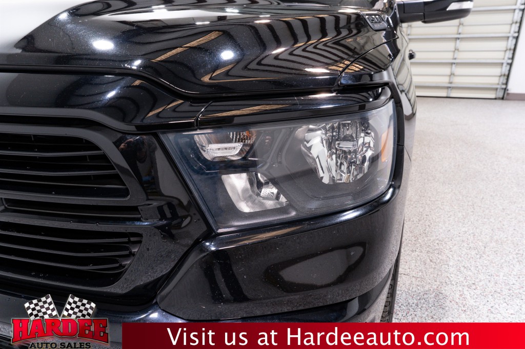 2019 RAM 1500 Image 8