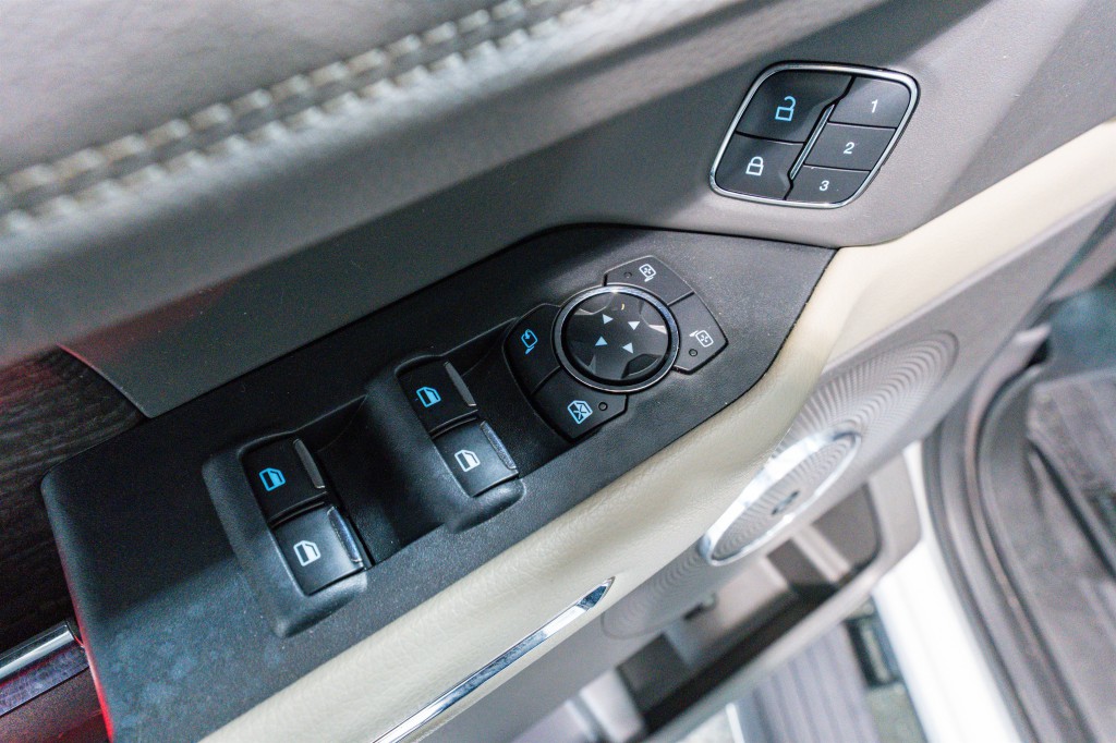 2018 Ford Expedition Image 16