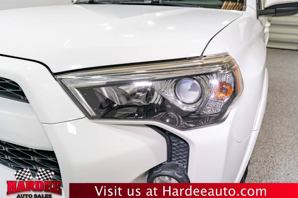 2018 Toyota 4Runner Image 8