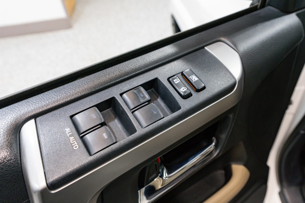 2018 Toyota 4Runner Image 13