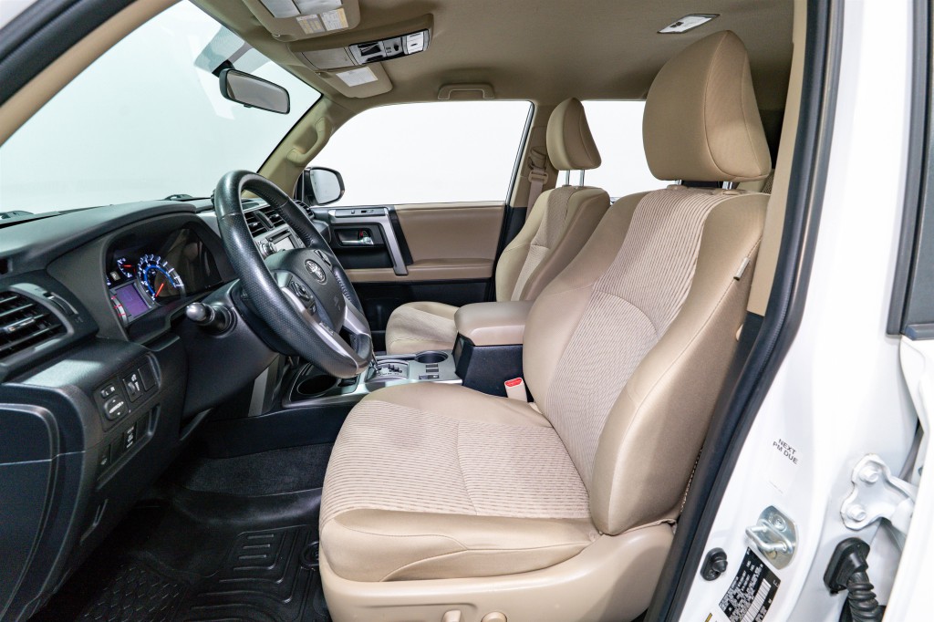 2018 Toyota 4Runner Image 14