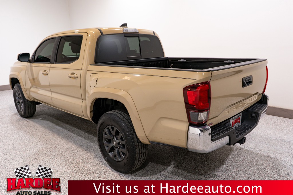 2020 Toyota Tacoma Image 3