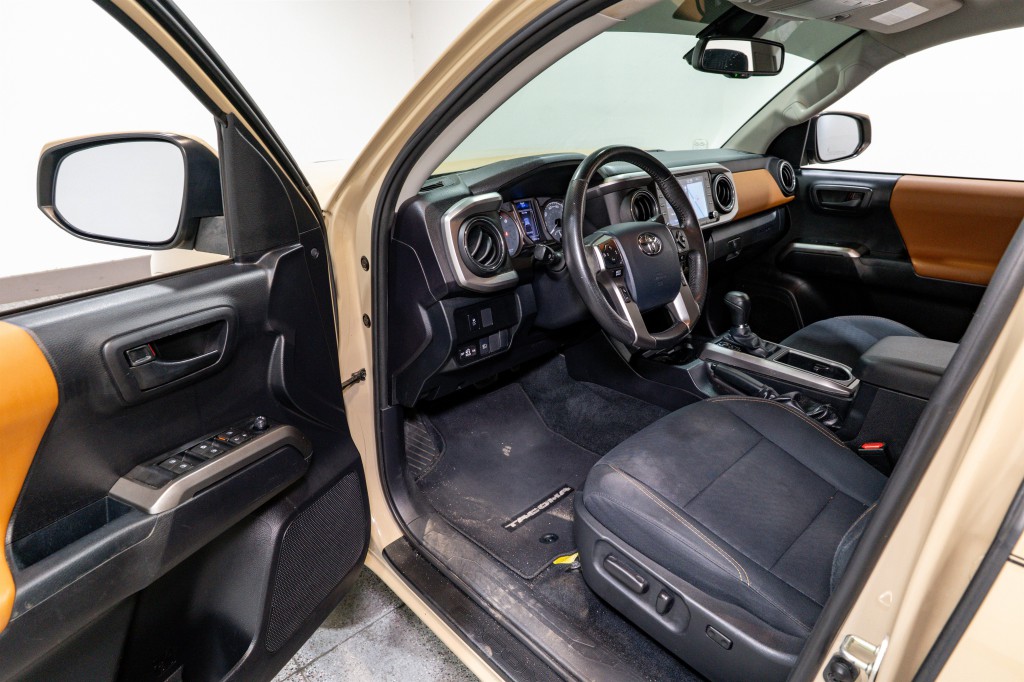 2020 Toyota Tacoma Image 13