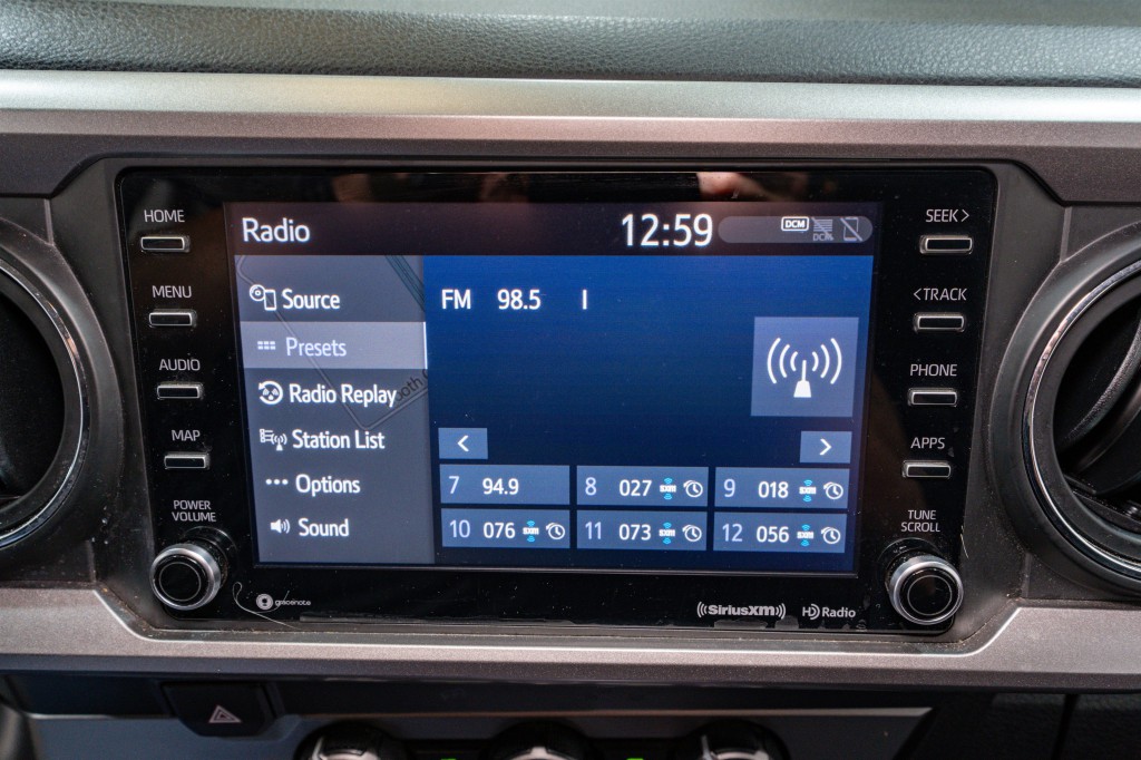 2020 Toyota Tacoma Image 17