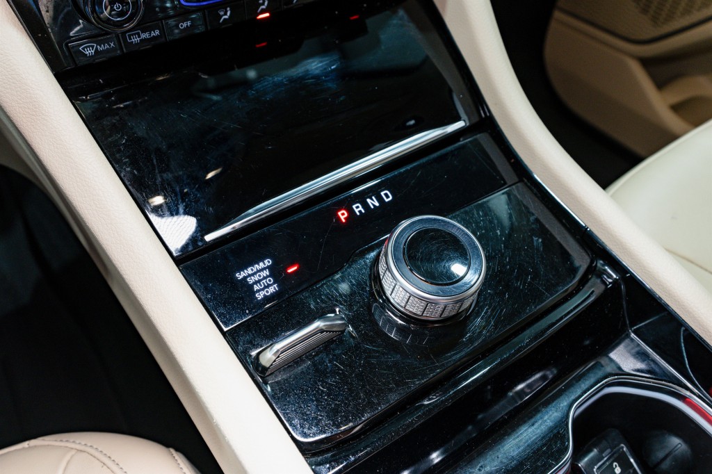 2022 Jeep Grand Cherokee Image 25