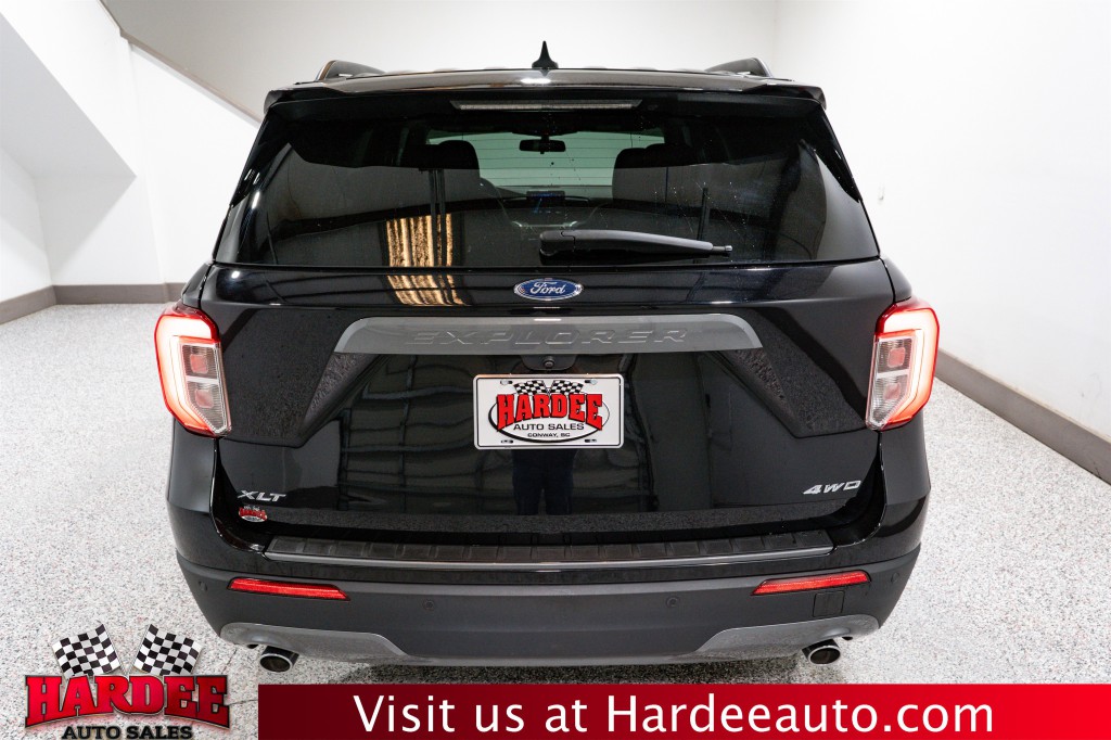 2022 Ford Explorer Image 4