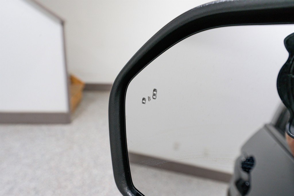 2022 Ford Explorer Image 12