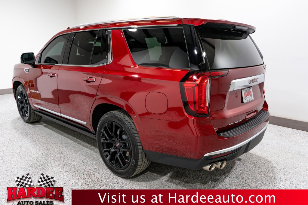 2024 GMC Yukon Image 3