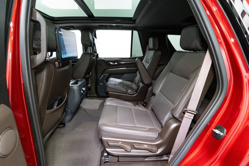 2024 GMC Yukon Image 36