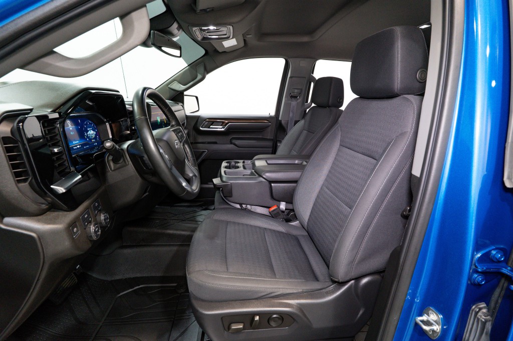 2023 Chevrolet Silverado 1500 Image 16
