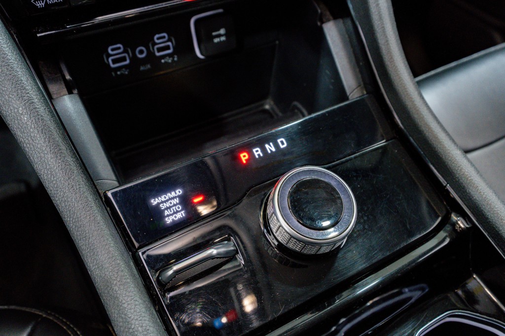 2023 Jeep Grand Cherokee Image 24