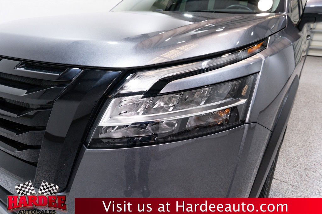 2023 Nissan Pathfinder Image 8