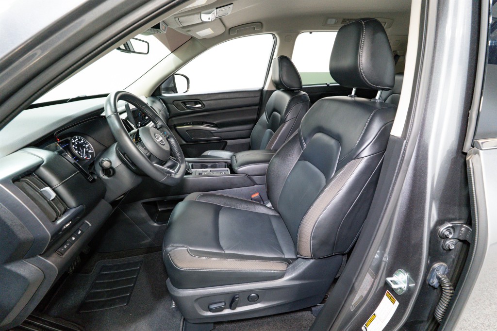2023 Nissan Pathfinder Image 15