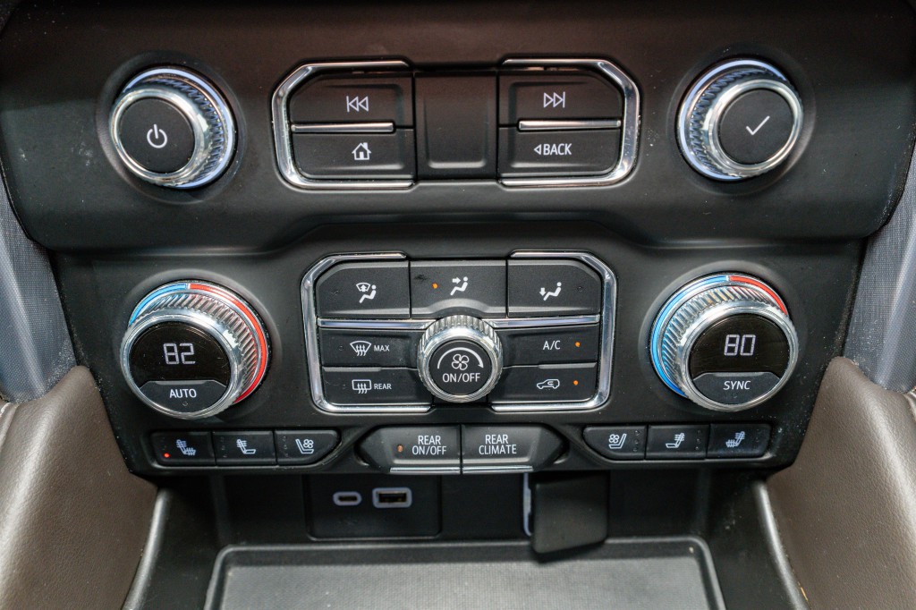 2021 GMC Yukon Image 22