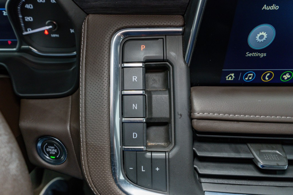 2021 GMC Yukon Image 25