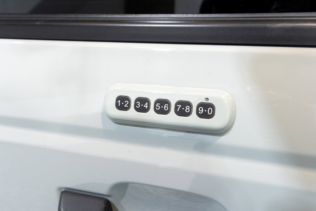 2023 Ford Bronco Image 11