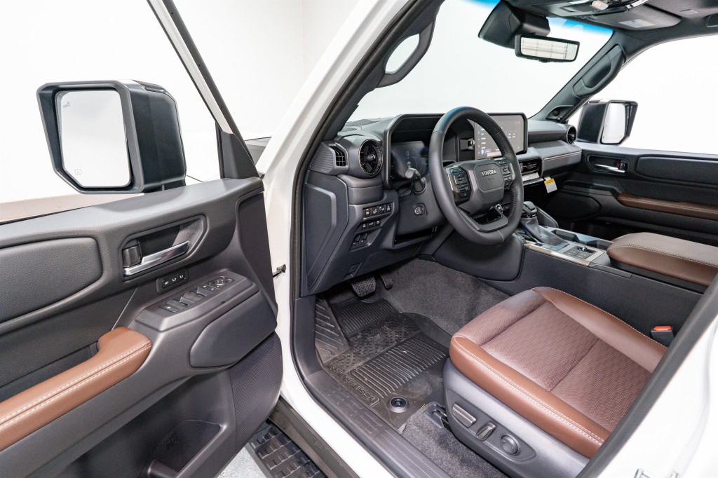 2026 Toyota Land Cruiser Image 12