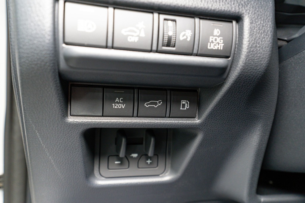 2026 Toyota Land Cruiser Image 34