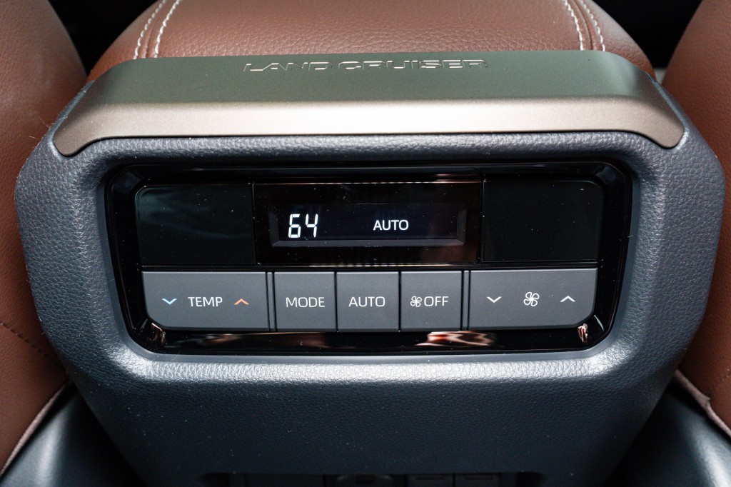 2026 Toyota Land Cruiser Image 37