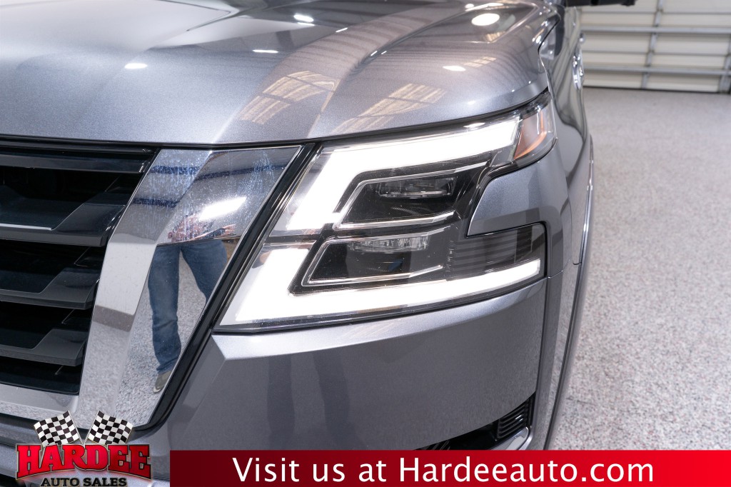 2023 Nissan Armada Image 8