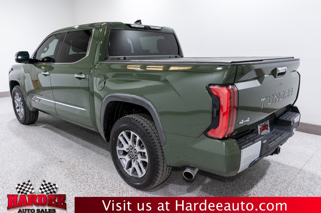 2023 Toyota Tundra Image 3