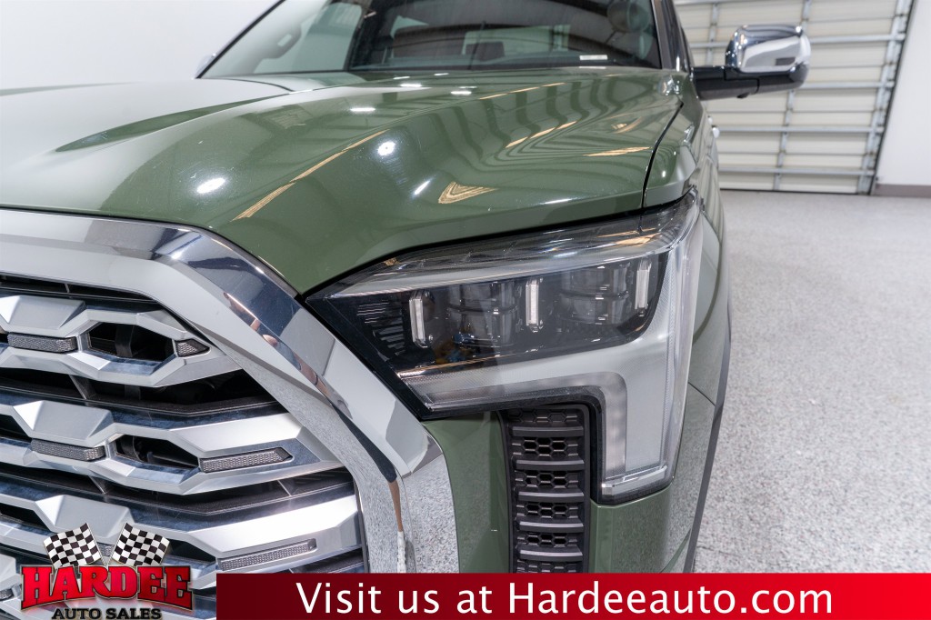 2023 Toyota Tundra Image 8