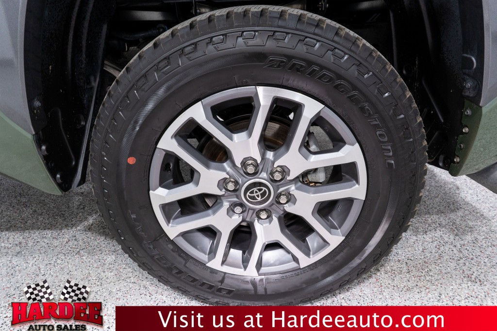 2023 Toyota Tundra Image 10