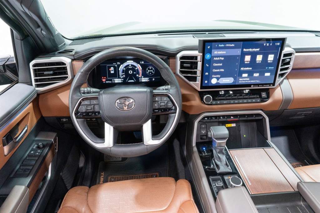 2023 Toyota Tundra Image 13