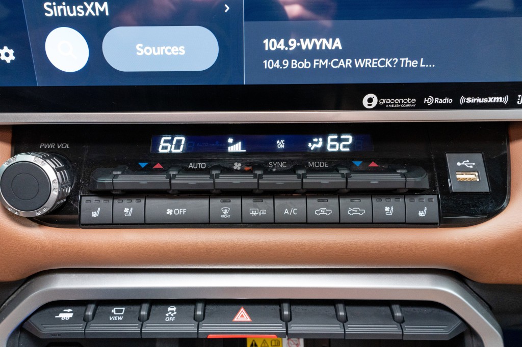 2023 Toyota Tundra Image 24