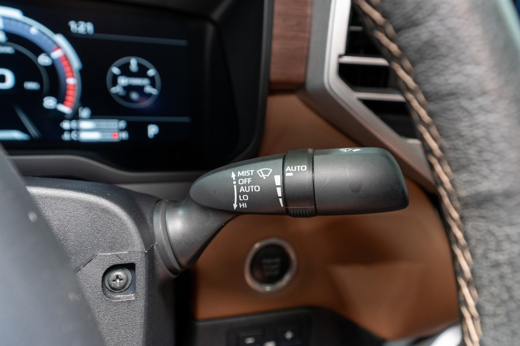 2023 Toyota Tundra Image 32