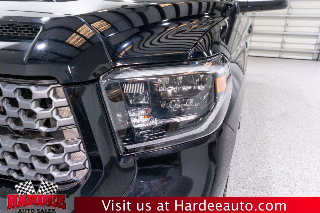 2021 Toyota Tundra Image 8