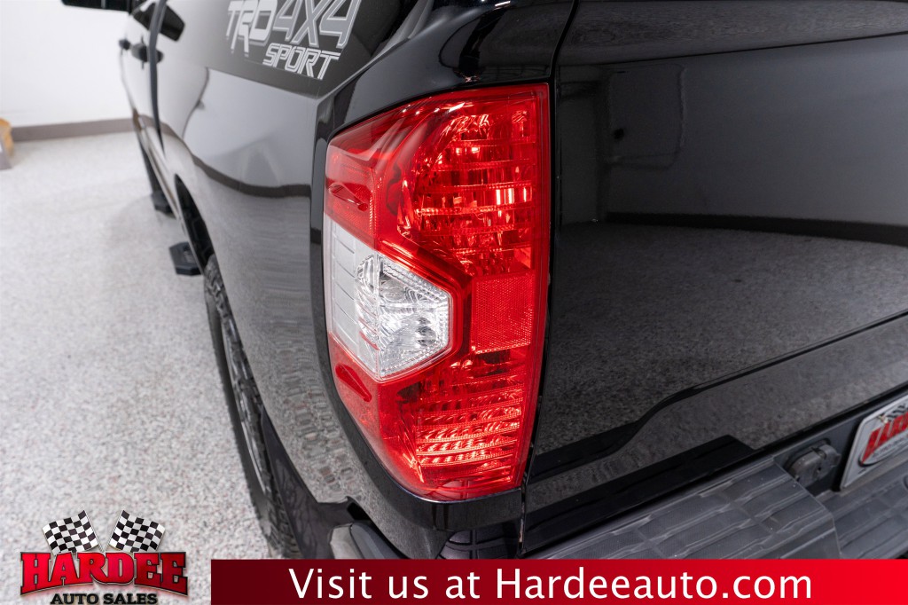 2021 Toyota Tundra Image 9