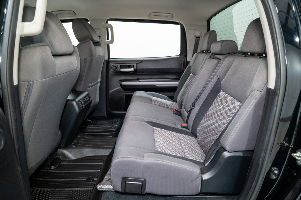 2021 Toyota Tundra Image 36