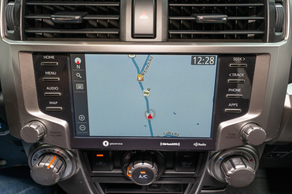 2022 Toyota 4Runner Image 15