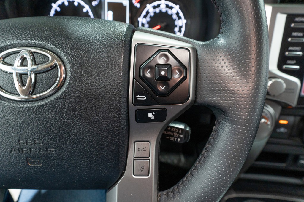 2022 Toyota 4Runner Image 24