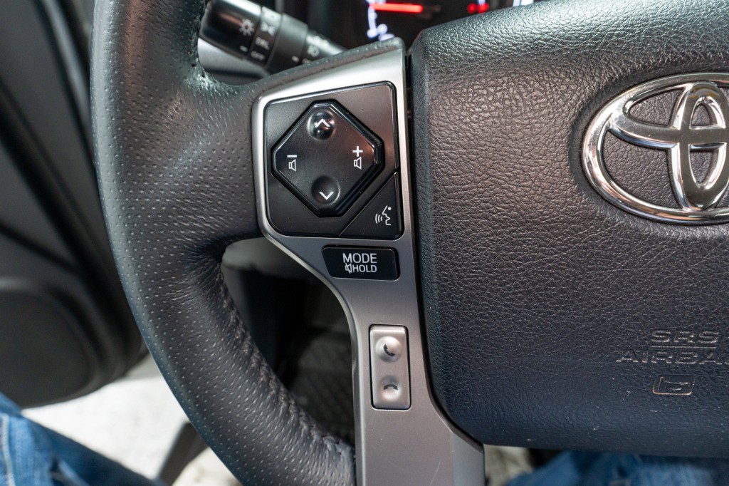 2022 Toyota 4Runner Image 25