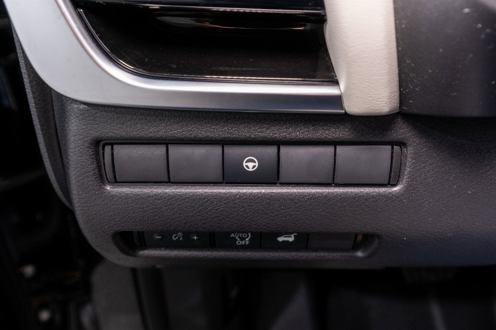 2023 Nissan Rogue Image 30