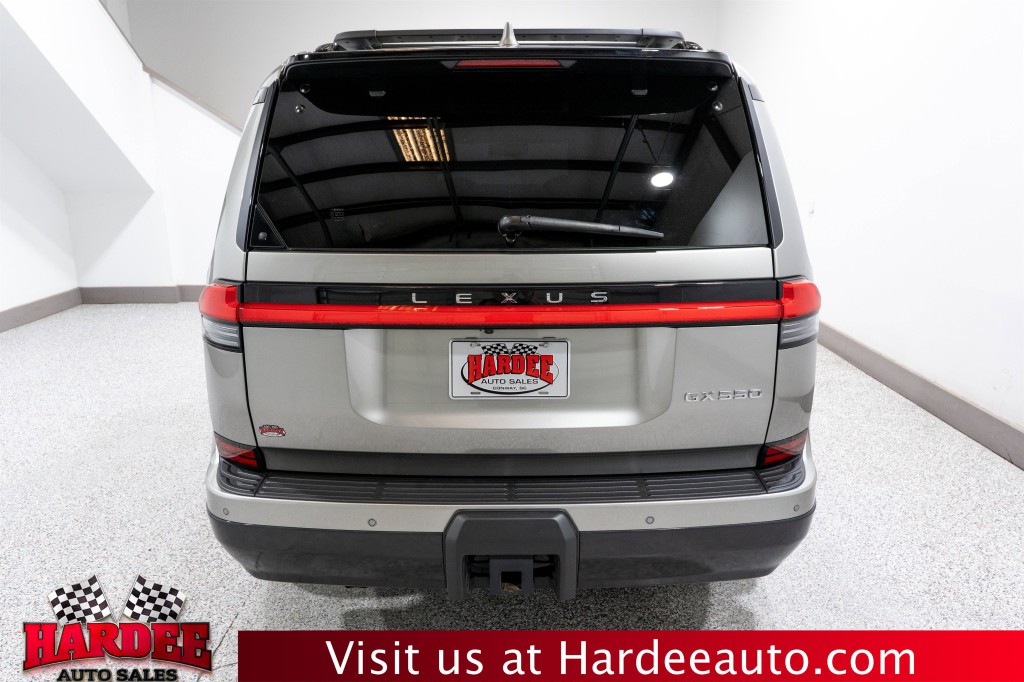 2024 Lexus GX Image 4