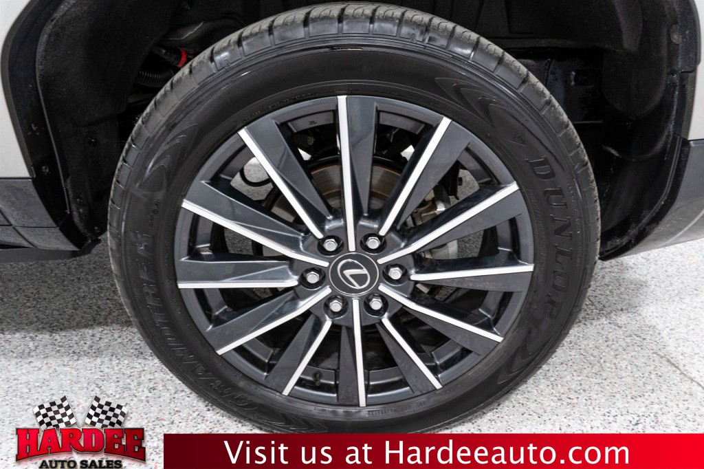 2024 Lexus GX Image 10