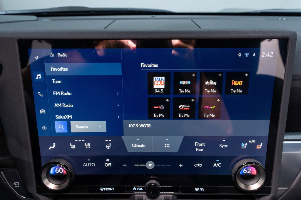 2024 Lexus GX Image 19