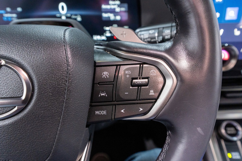 2024 Lexus GX Image 28