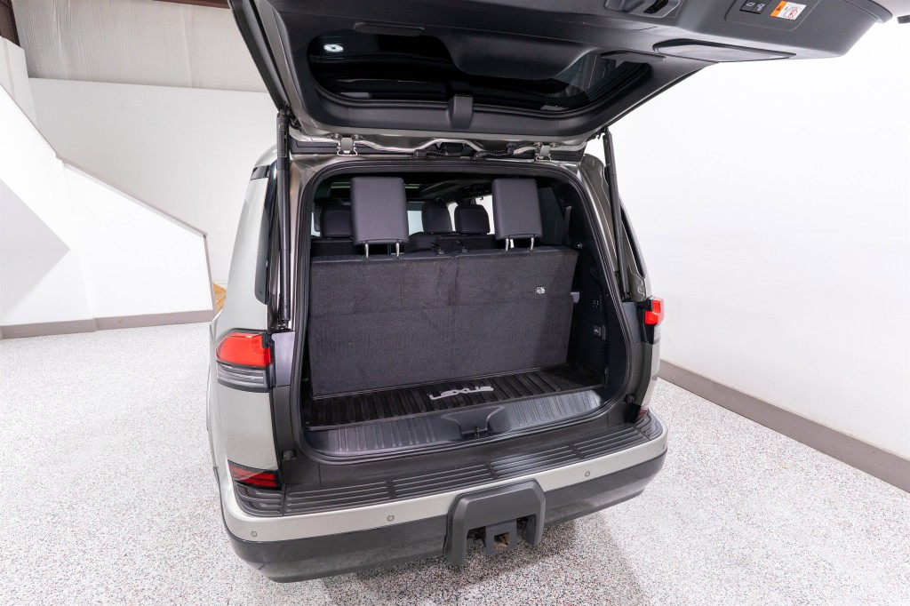 2024 Lexus GX Image 35