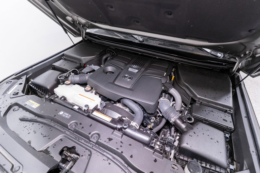 2024 Lexus GX Image 37