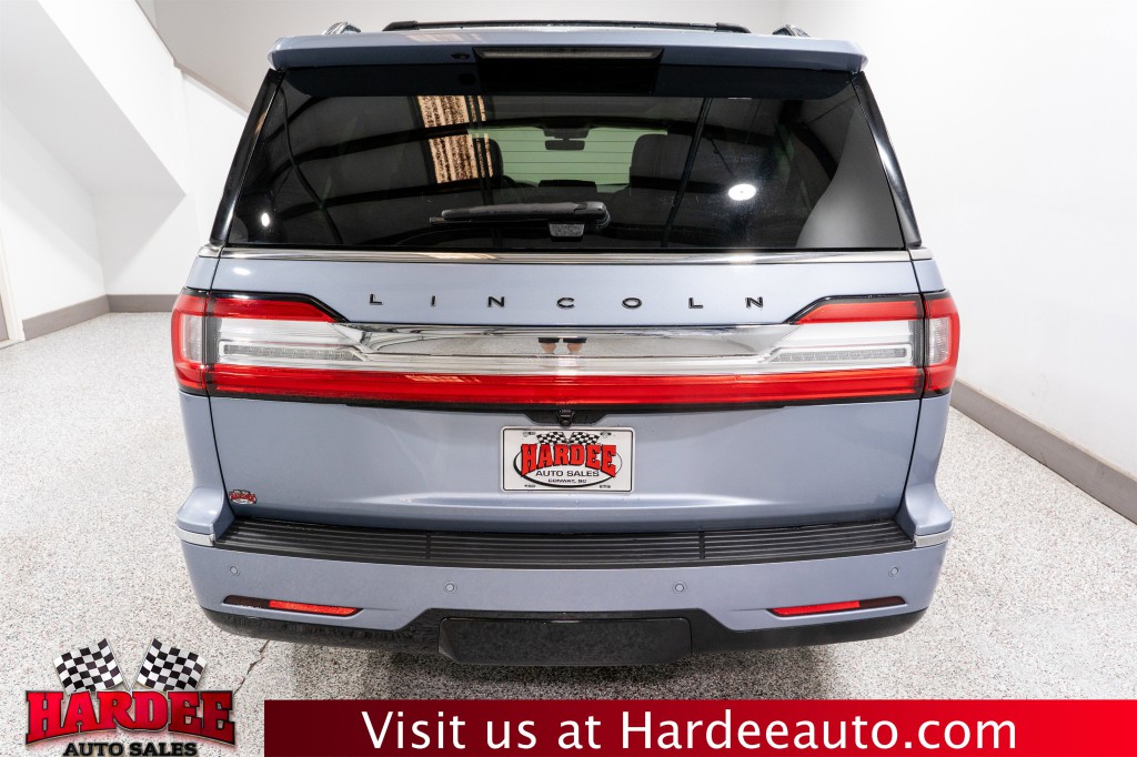 2019 Lincoln Navigator Image 4