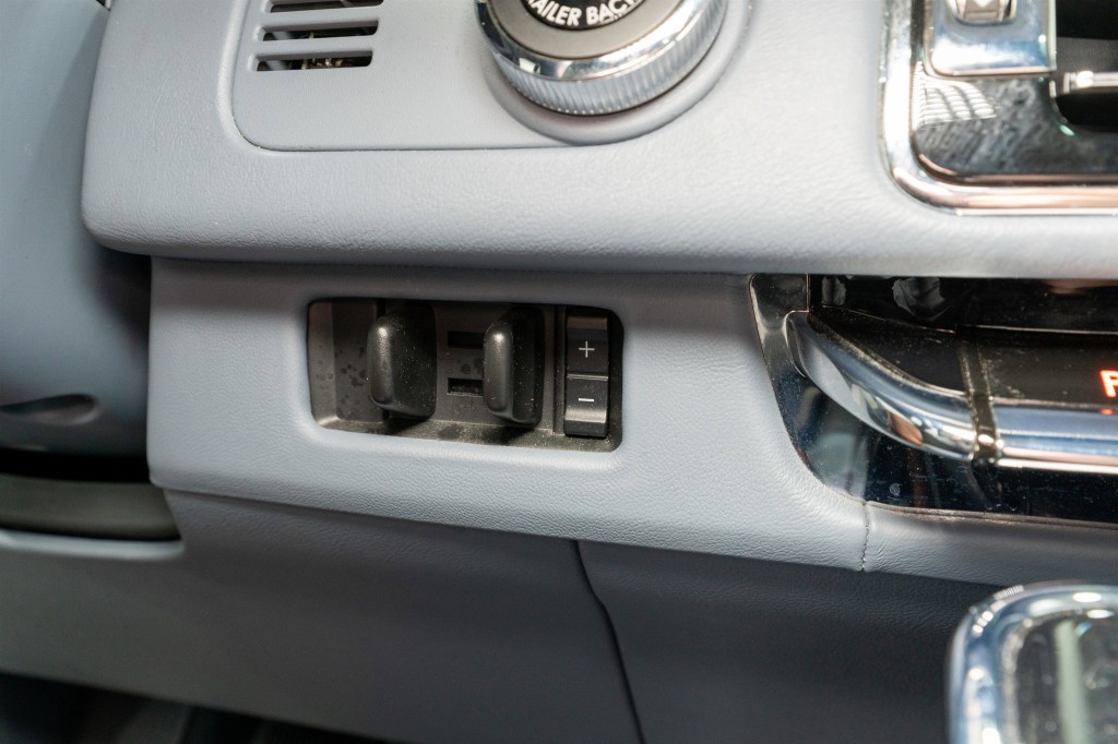 2019 Lincoln Navigator Image 27