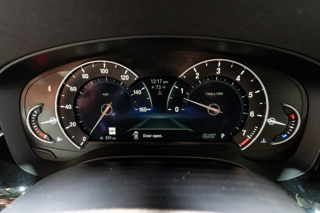 2019 BMW 5 Series Image 25