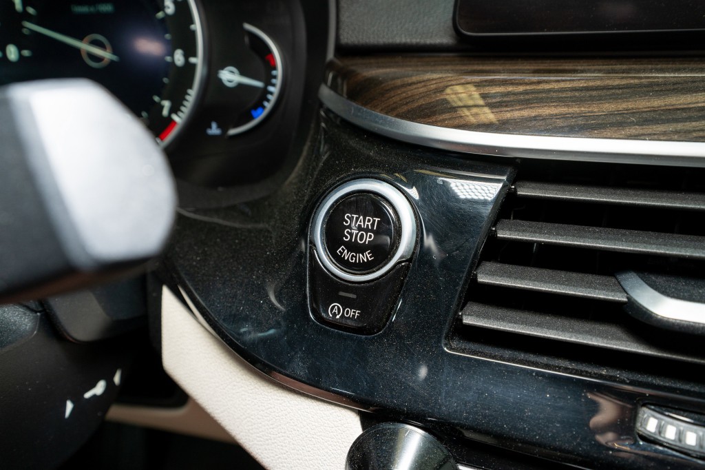 2019 BMW 5 Series Image 30