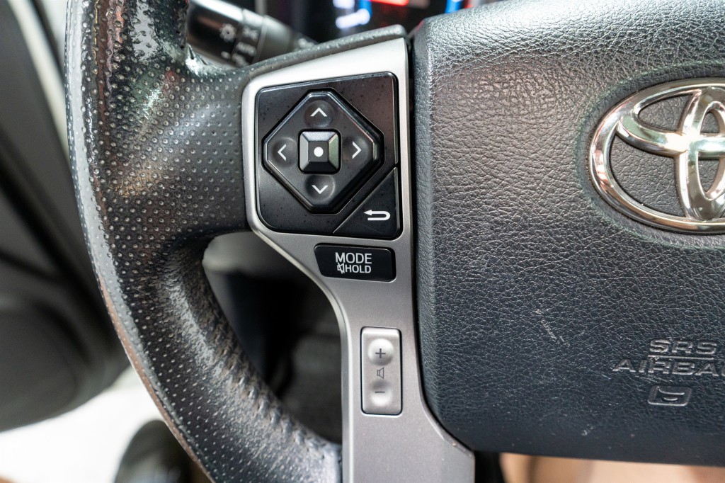 2018 Toyota 4Runner Image 26