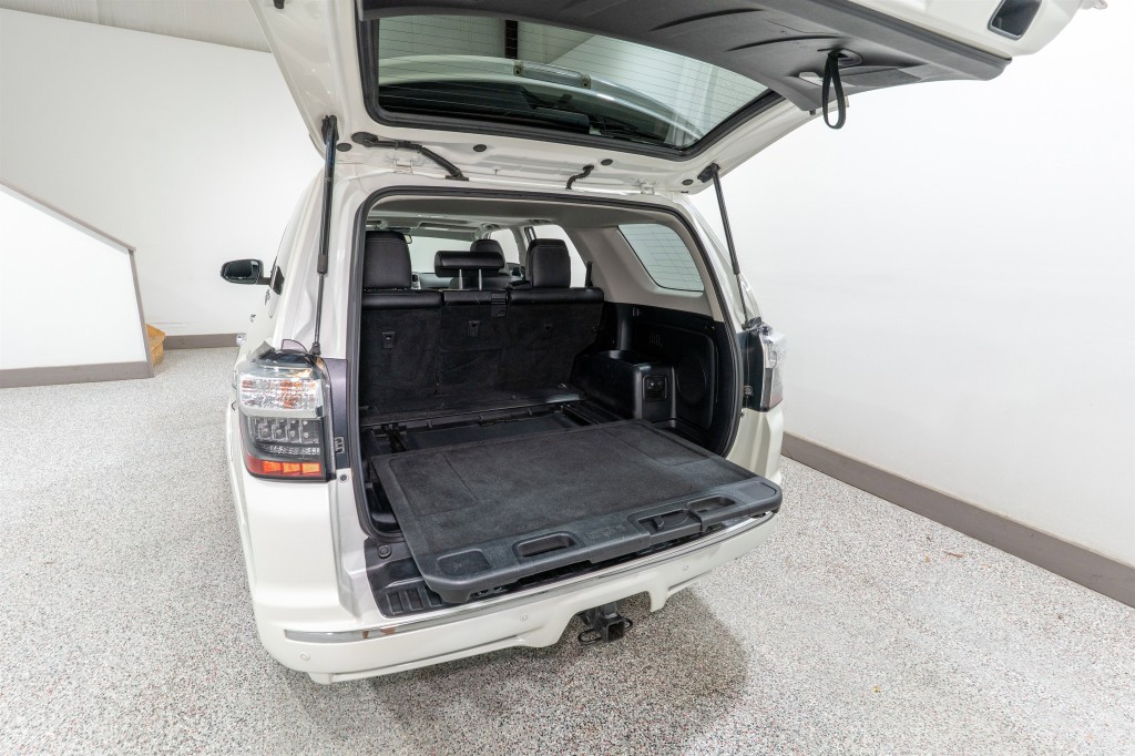 2018 Toyota 4Runner Image 34