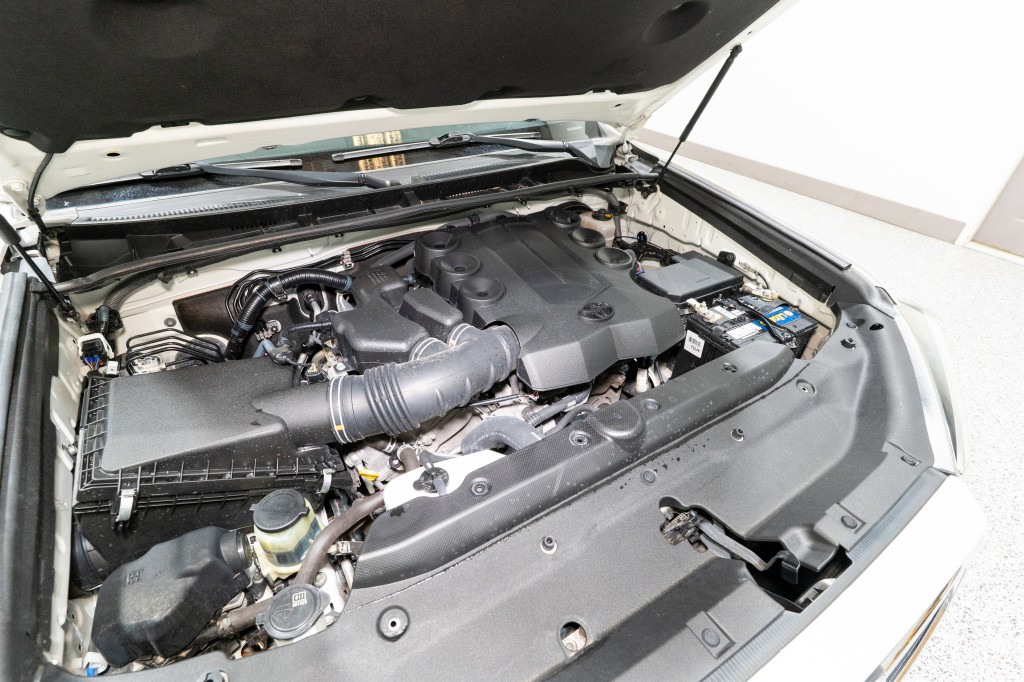 2018 Toyota 4Runner Image 35